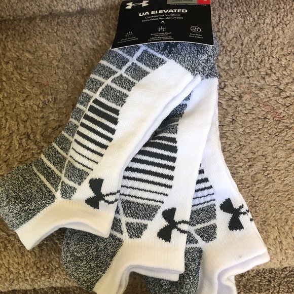 3pairs L Under Armour Elevated No-Show Socks - Picture 5 of 5